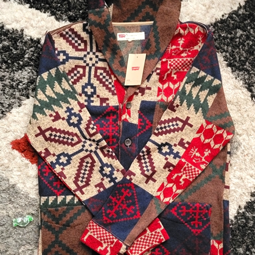 [SOLD] Levis Mina Tribal Pattern Fleece  Cardigan